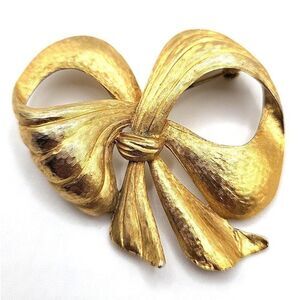 Vintage Brushed Goldtone Bow Signed Sauteur Renoir Brooch Pin 2in